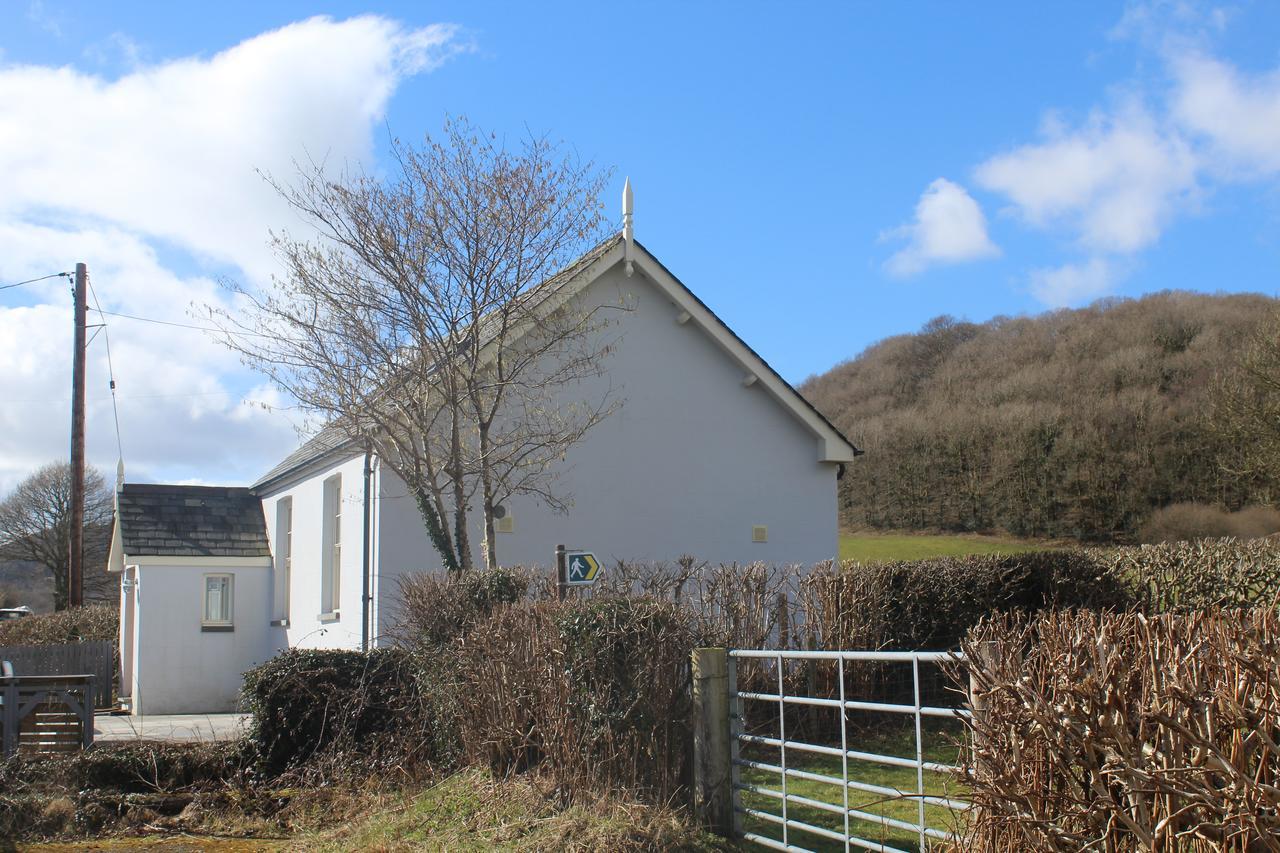 Capel- Y-Bryniau Villa Pennal Bagian luar foto