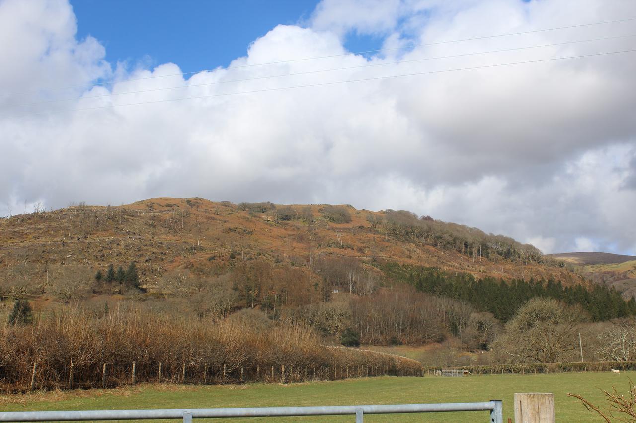 Capel- Y-Bryniau Villa Pennal Bagian luar foto